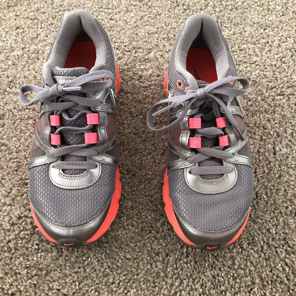 Nike REAX
